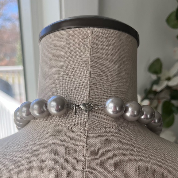 Vintage Monet Faux Pearl Necklace, Approx 28” - Picture 3 of 5